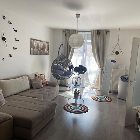 Gyoengy Apartman Sopron Exterior foto